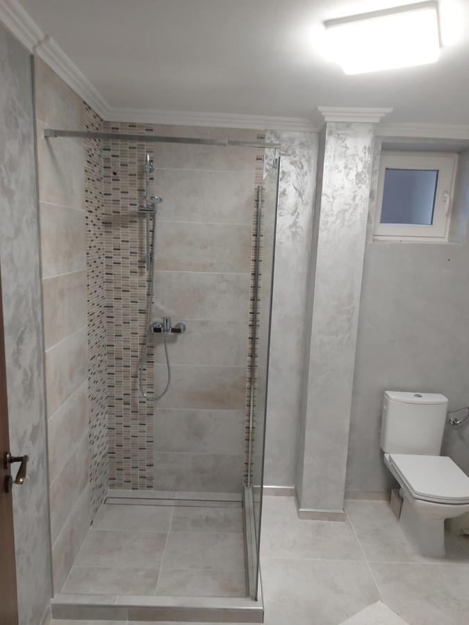 Casa Luca Hotel Moldova Noua Ngoại thất bức ảnh